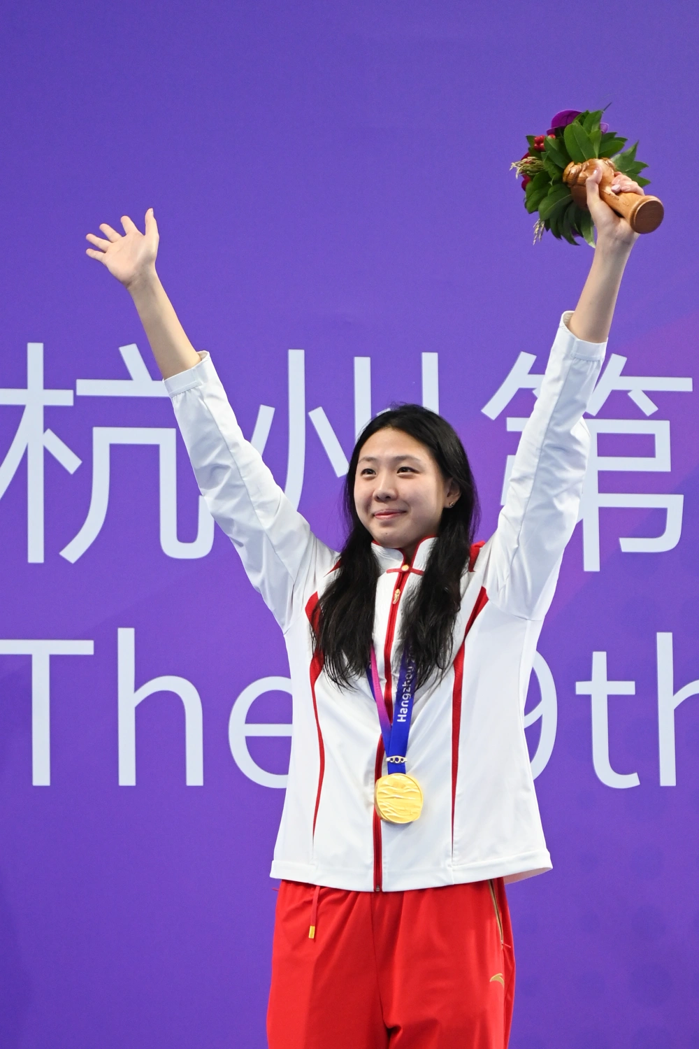 杭州亚运会上夺冠的15名中国泳坛女将-第33张图片-欧洲杯直播_2024欧洲杯直播_欧洲杯赛事直播_jrs免费直播