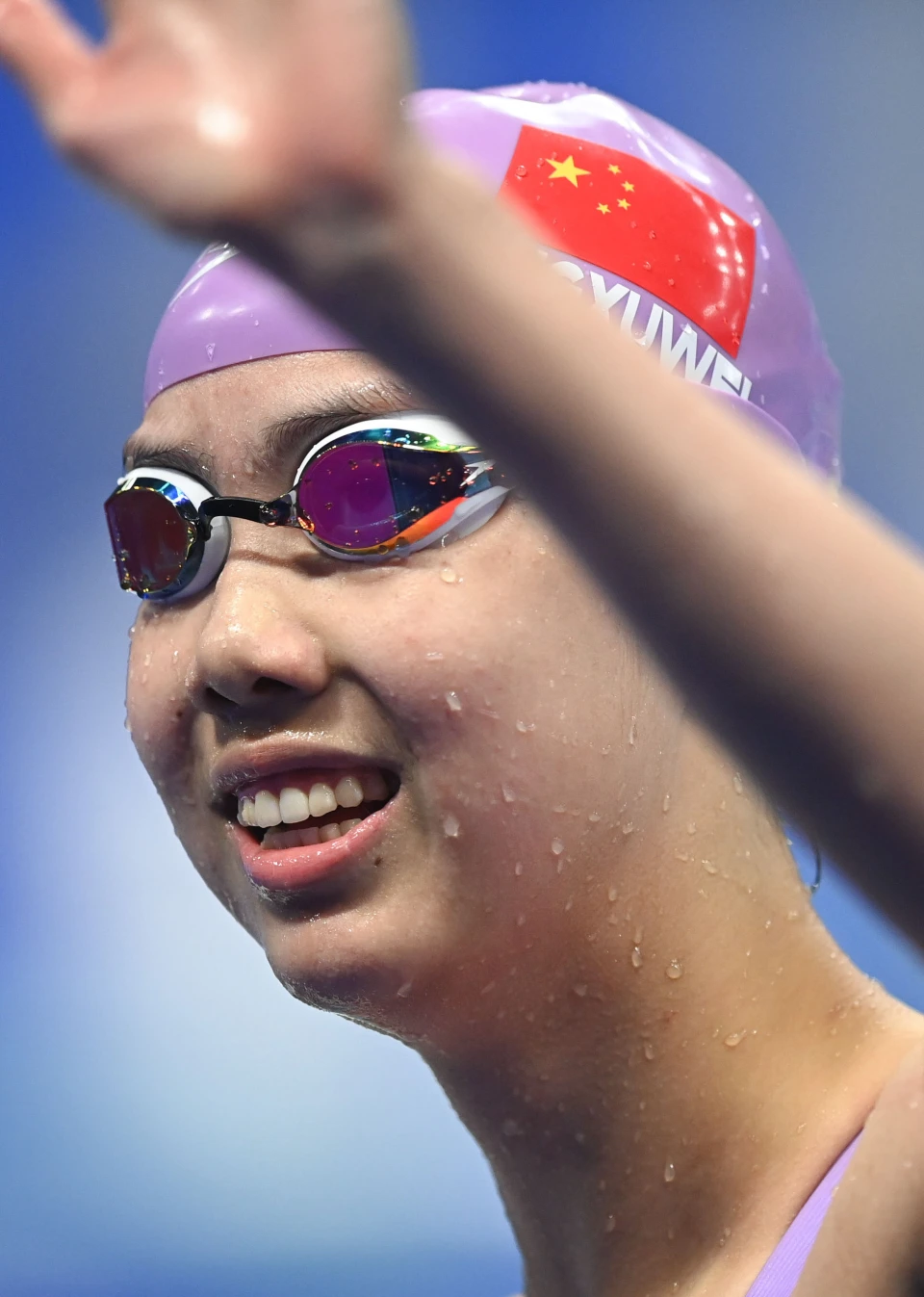 杭州亚运会上夺冠的15名中国泳坛女将-第35张图片-欧洲杯直播_2024欧洲杯直播_欧洲杯赛事直播_jrs免费直播